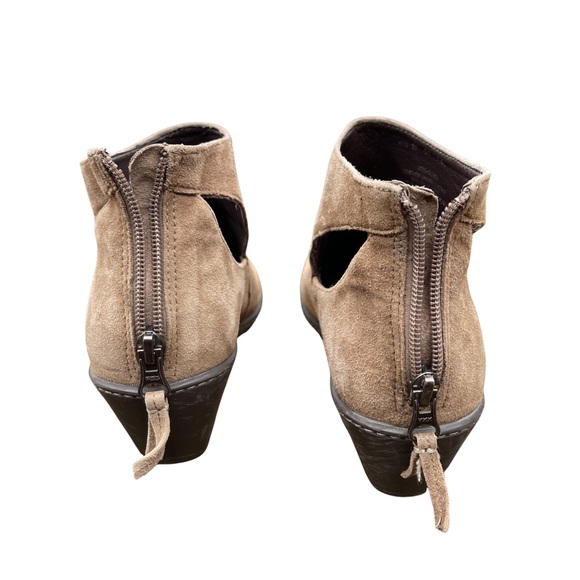 Dansko Women’s Bonita Taupe Kid Suede Leather Cut Out Ankle Bootie Clog Size 6.5 - Picture 7 of 11